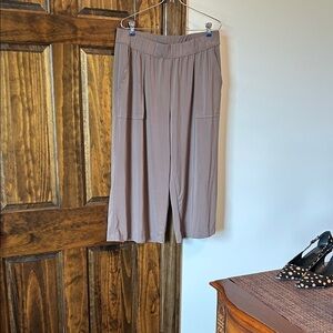 Lisa Rinna Collection Wide Leg Pants in Taupe